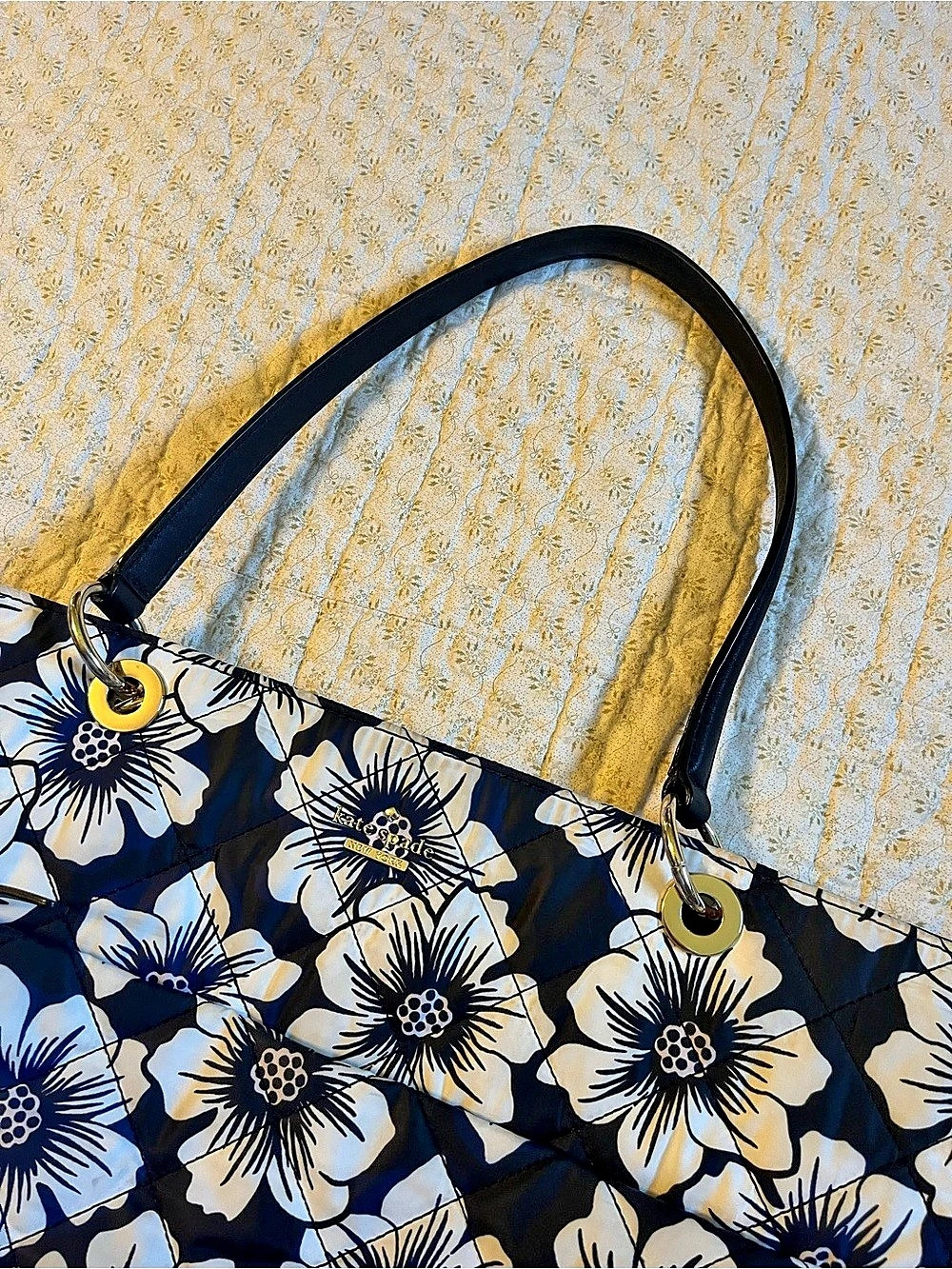 Kate Spade Floral Tote or Diaper Bag in Black & Blue Like New - Picture 5 of 8